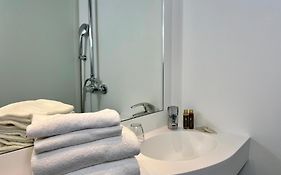 Pratic Hotel